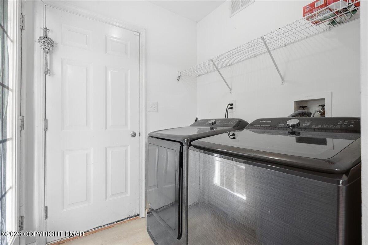 6105 Braintree Drive Property Photo 18