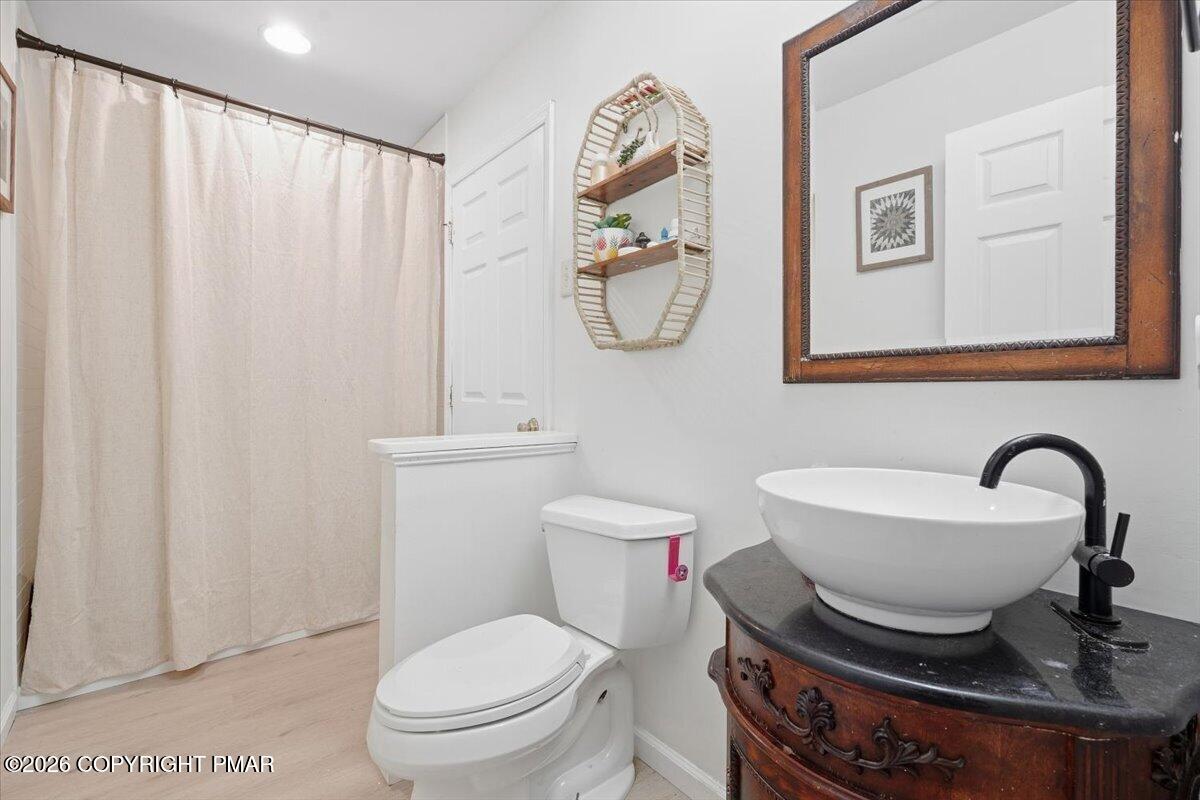 6105 Braintree Drive Property Photo 19