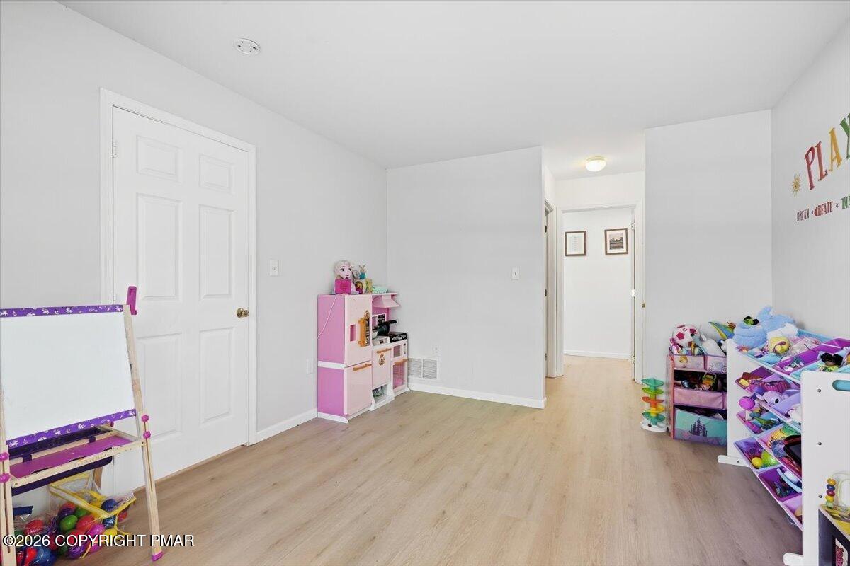 6105 Braintree Drive Property Photo 21