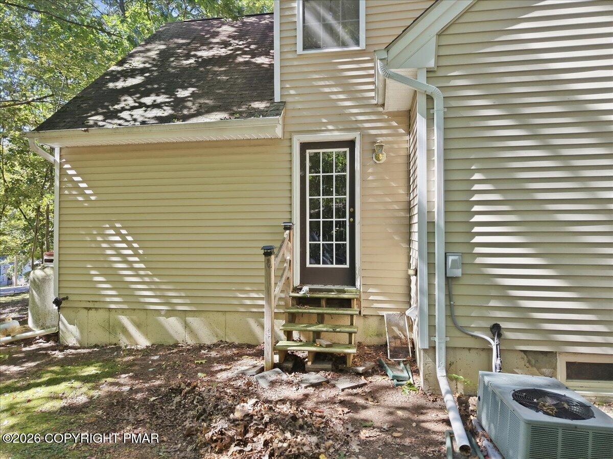 6105 Braintree Drive Property Photo 31