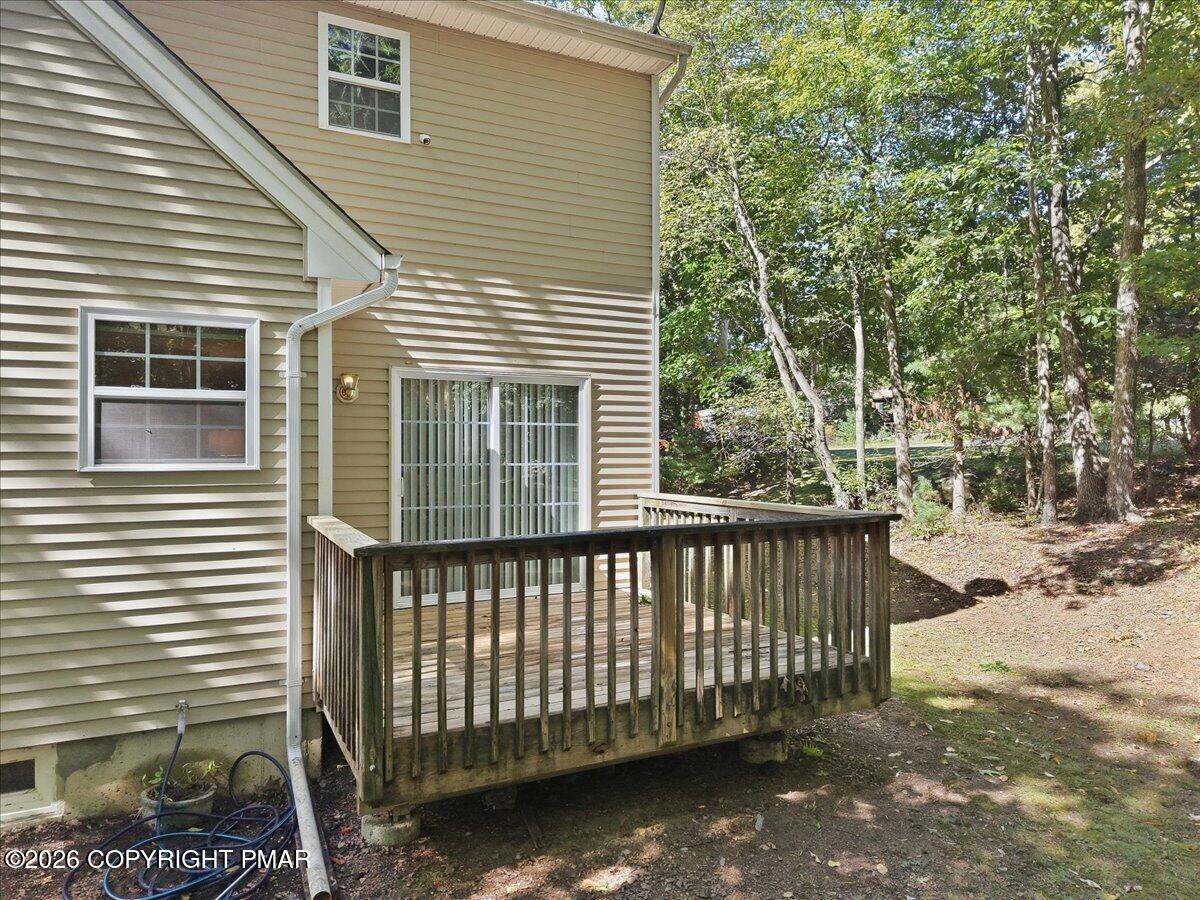 6105 Braintree Drive Property Photo 35