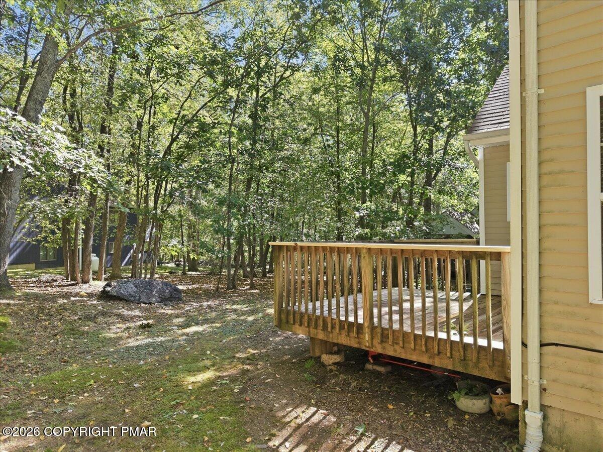 6105 Braintree Drive Property Photo 37