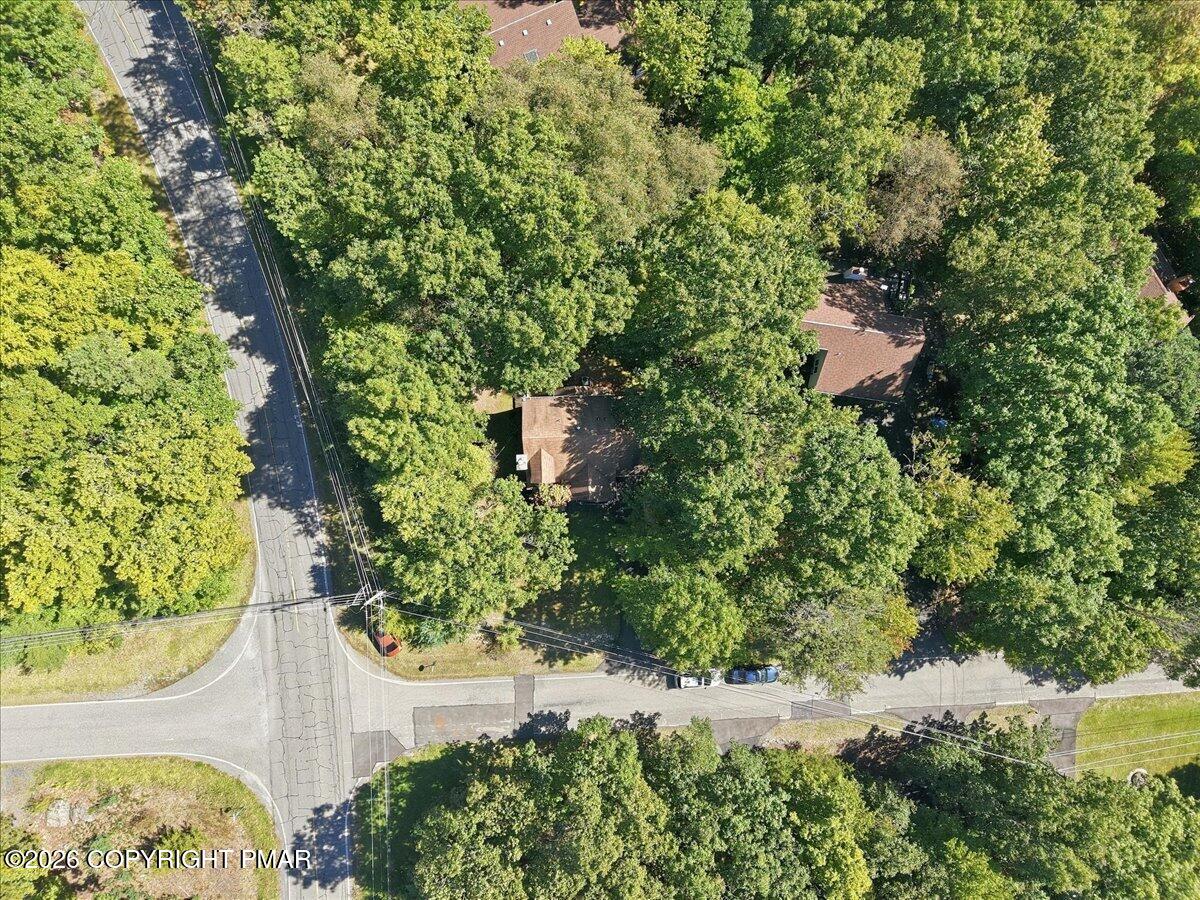 6105 Braintree Drive Property Photo 53