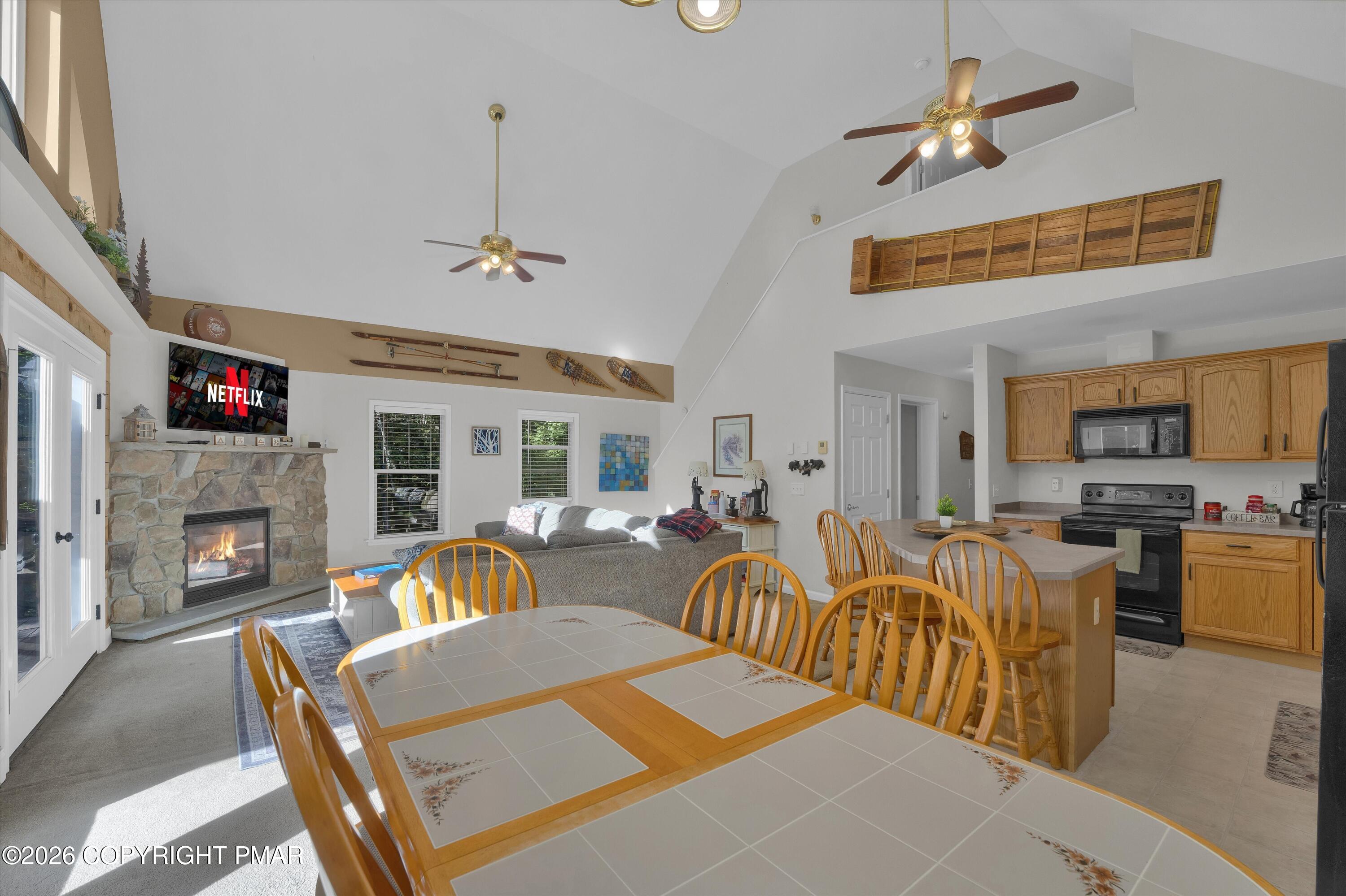 28 Pope Lane Property Photo 3