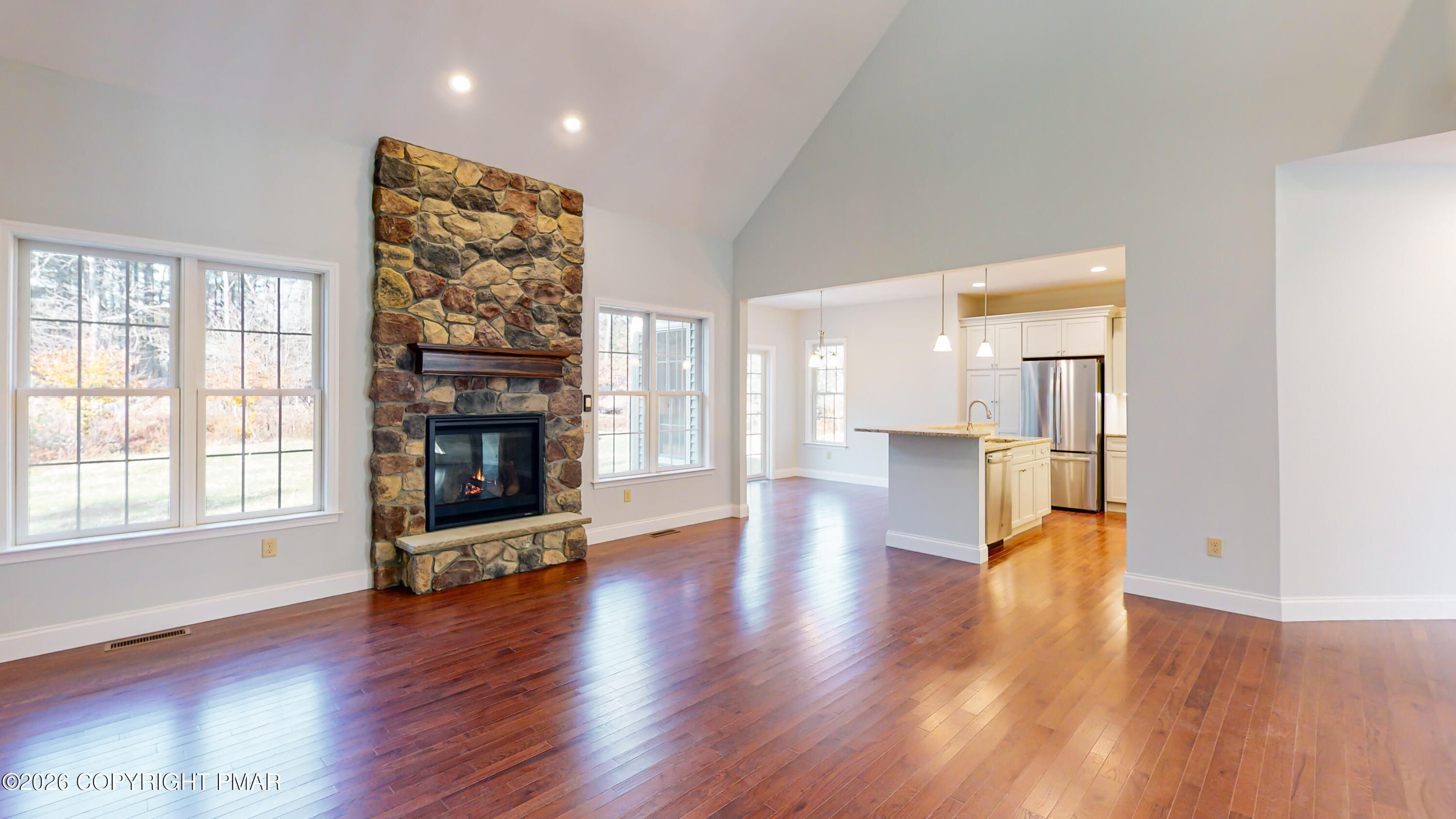 223 Canterbury Circle Property Photo 15
