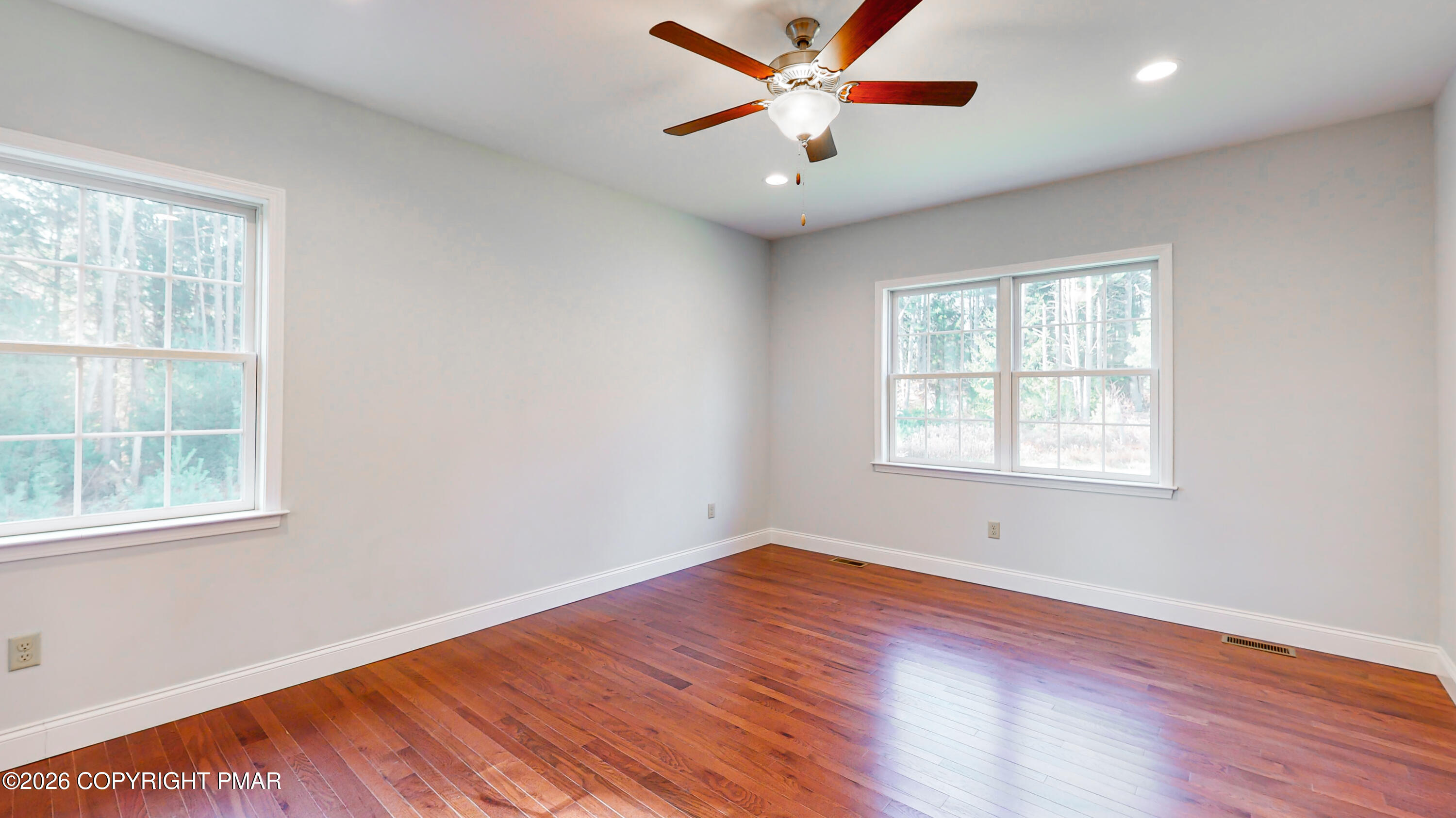223 Canterbury Circle Property Photo 24