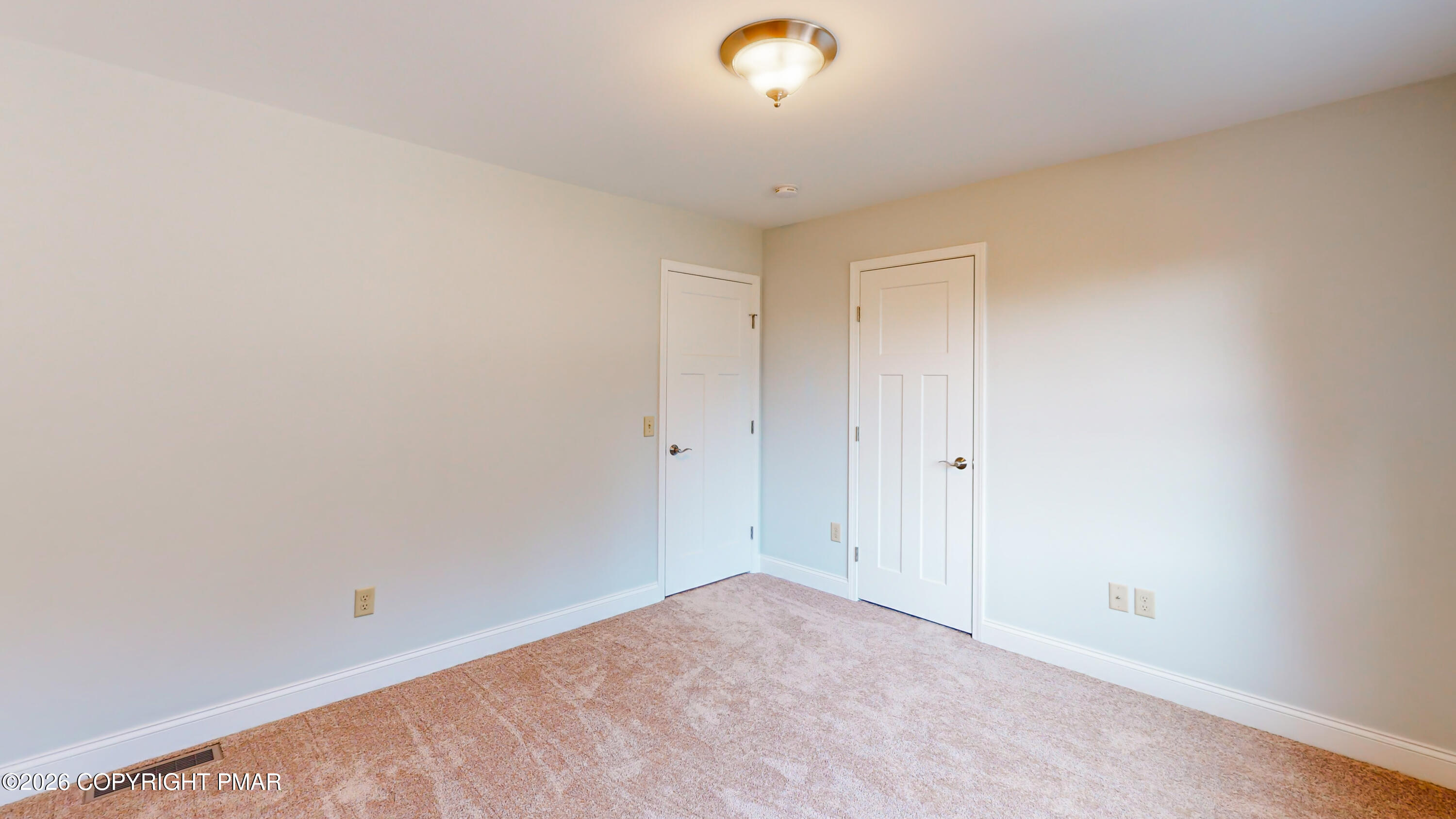 223 Canterbury Circle Property Photo 32