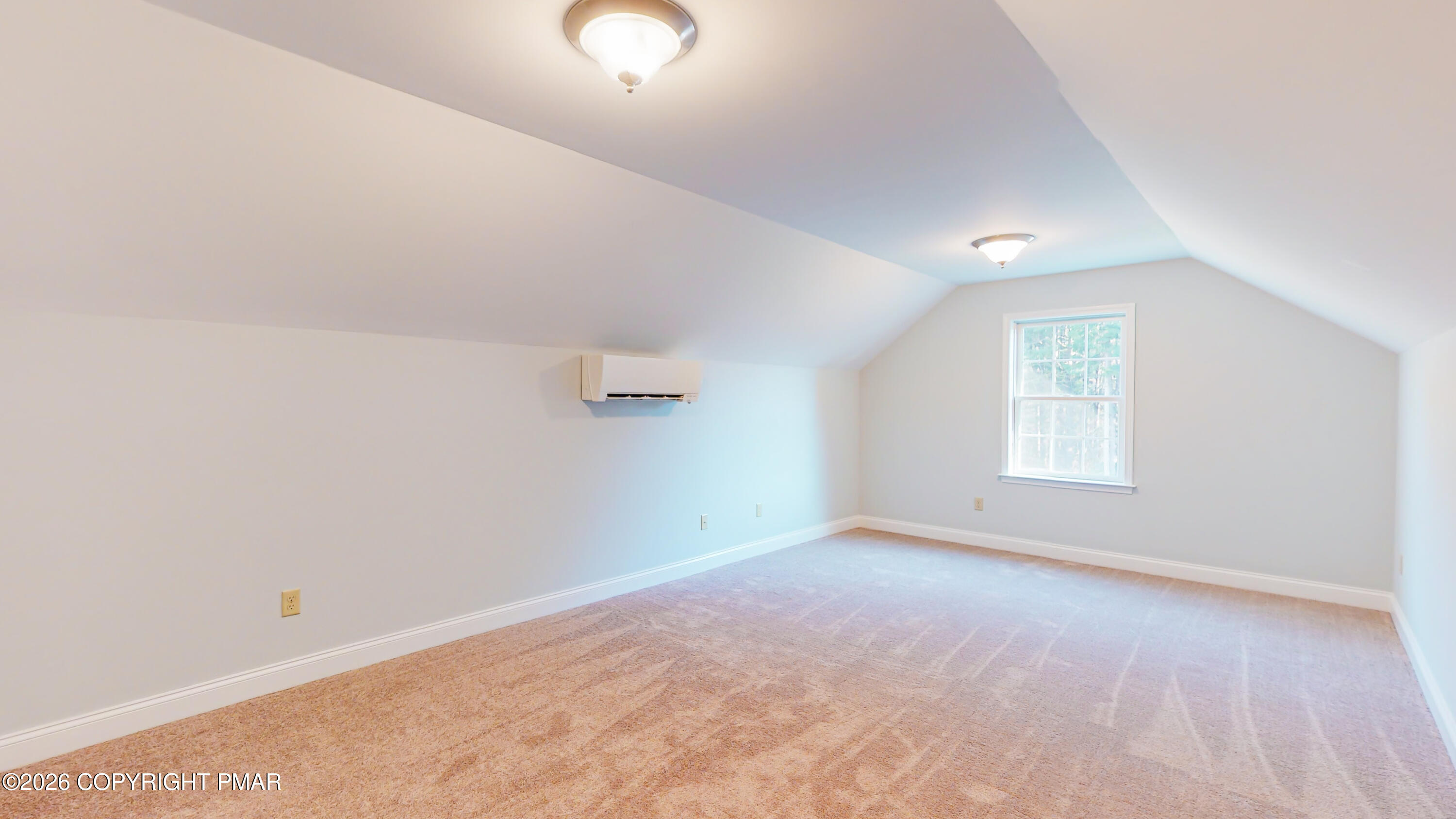 223 Canterbury Circle Property Photo 35