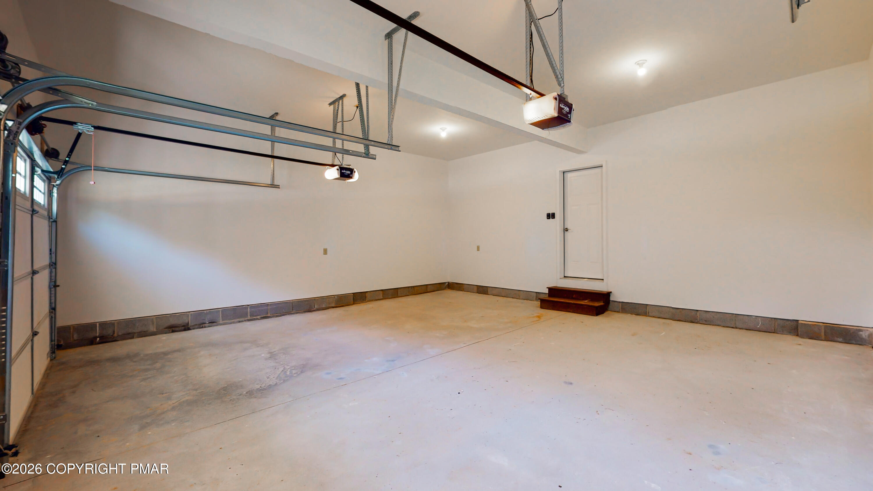 223 Canterbury Circle Property Photo 41