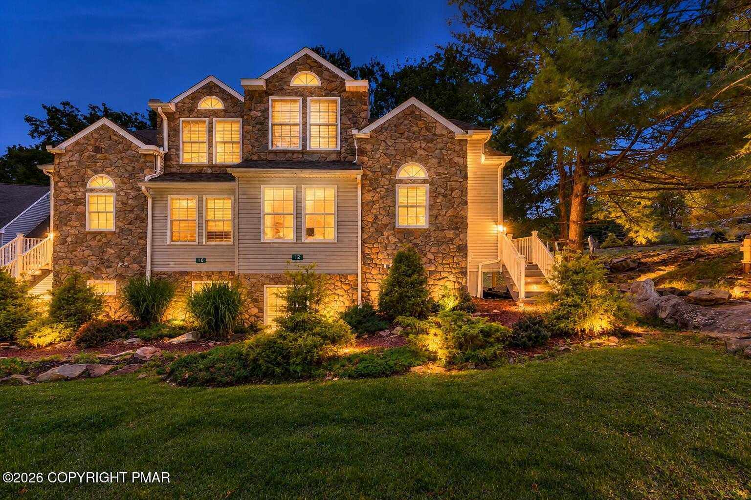 12 Beachwood Court Property Photo 1