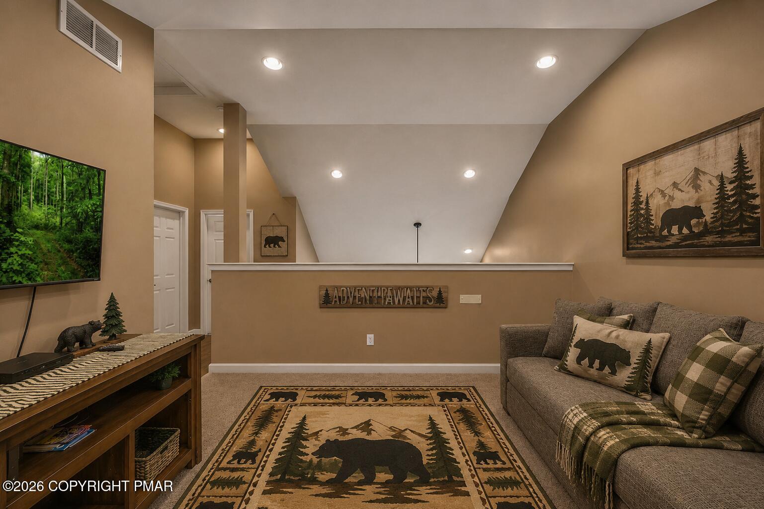 12 Beachwood Court Property Photo 6