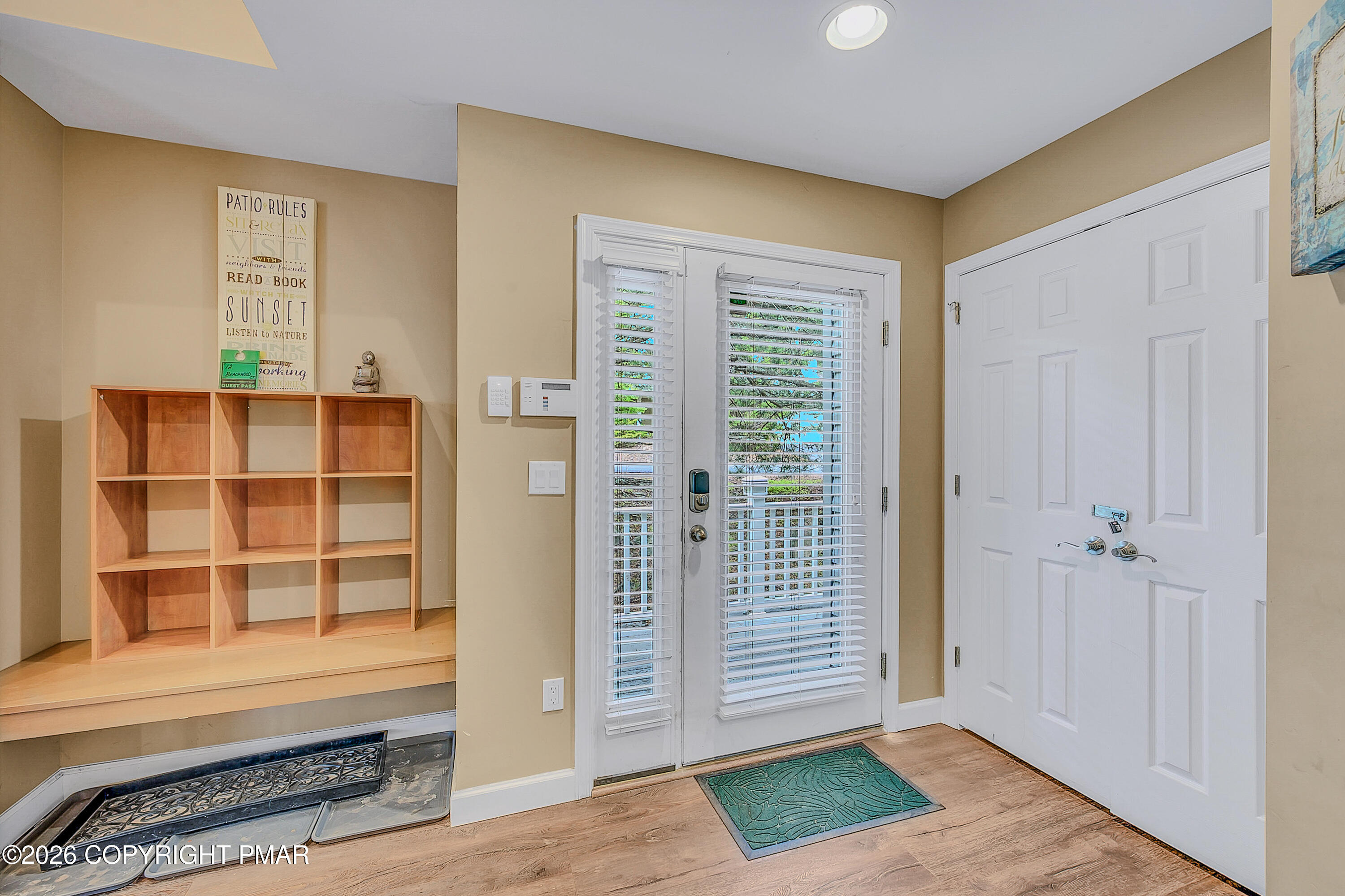 12 Beachwood Court Property Photo 18