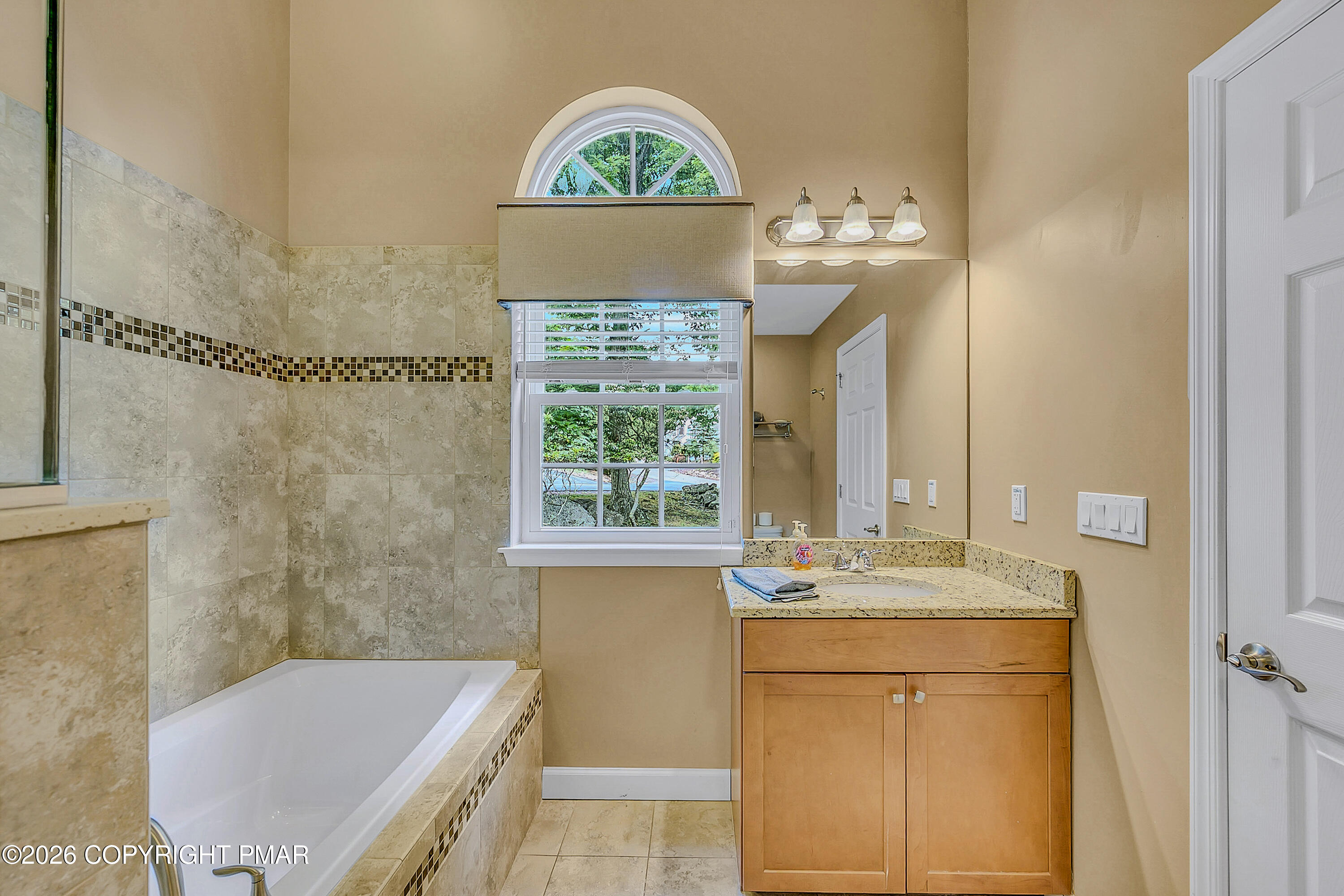 12 Beachwood Court Property Photo 23
