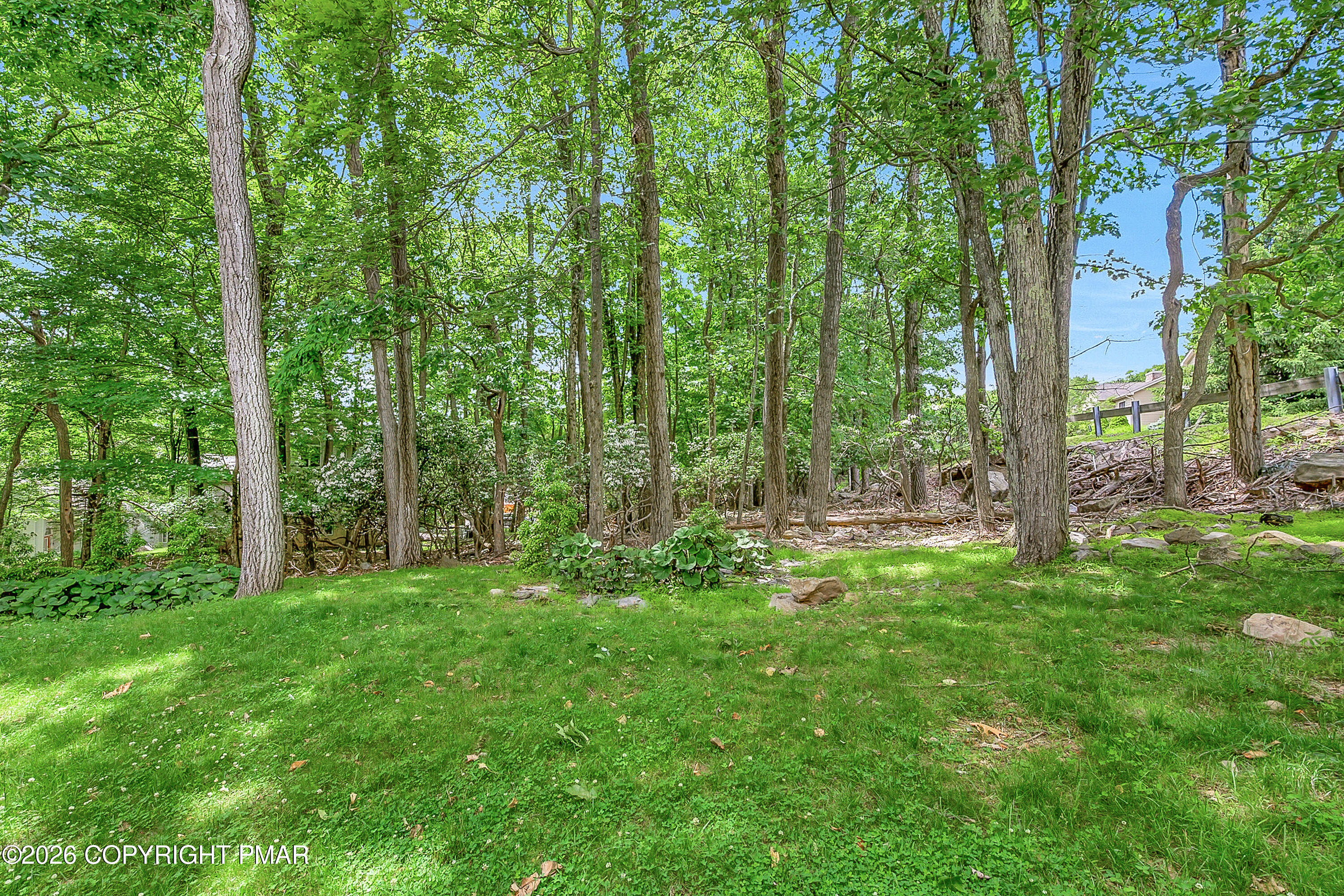 12 Beachwood Court Property Photo 26