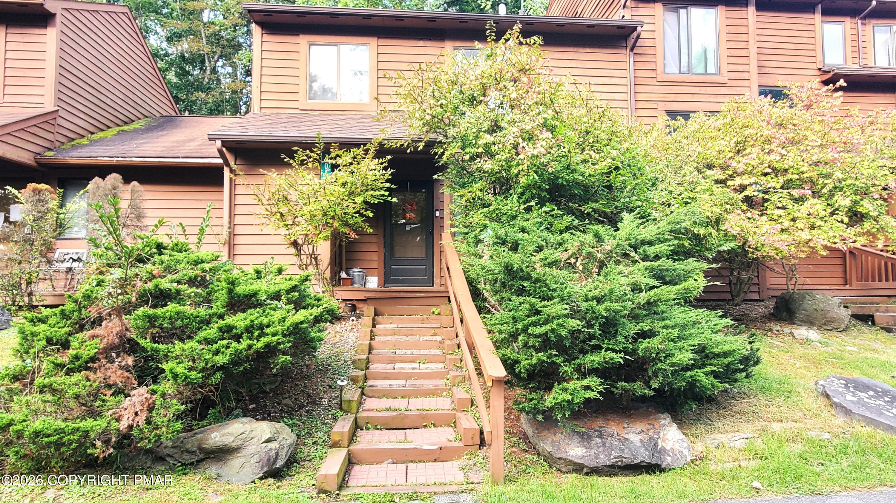 206 Falls Circle Property Photo 1