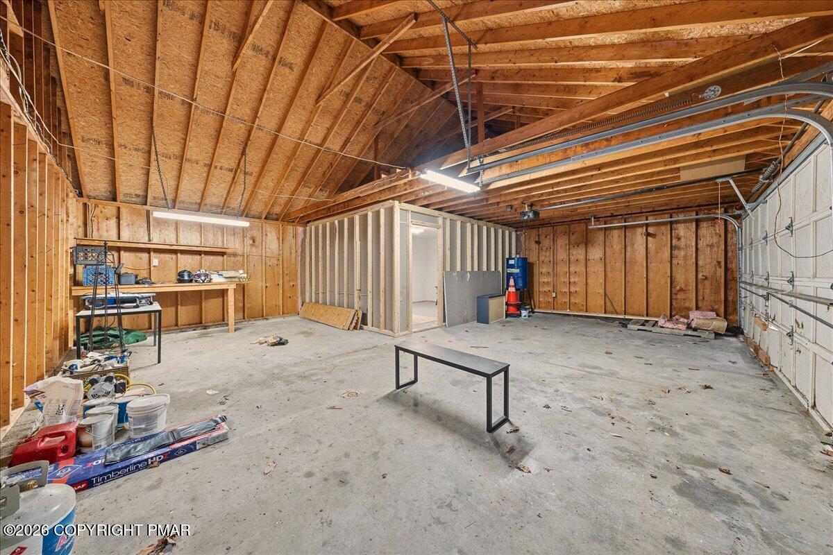 3529 Winding Way Property Photo 8