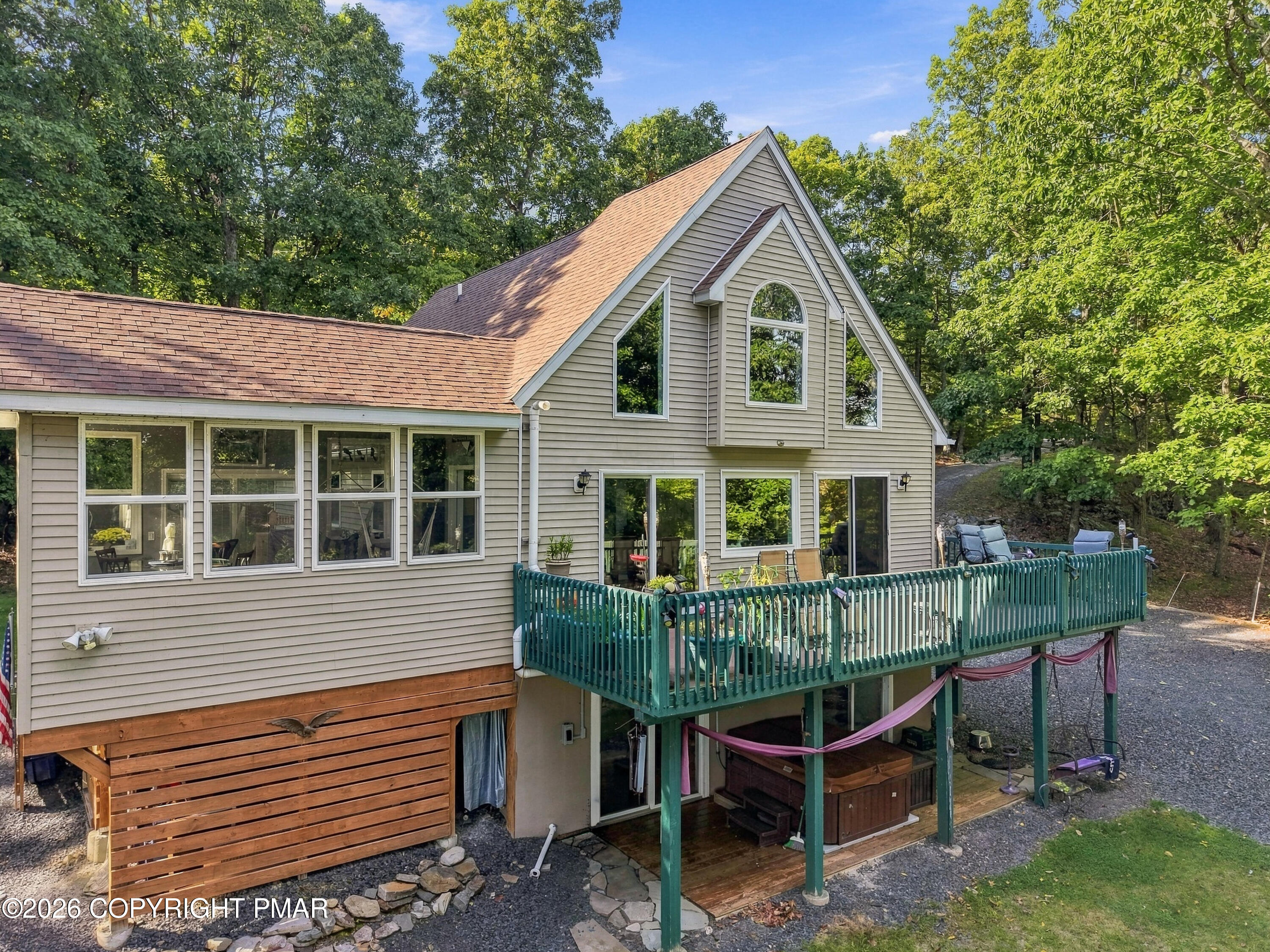 161 Lakewood Drive Property Photo 1