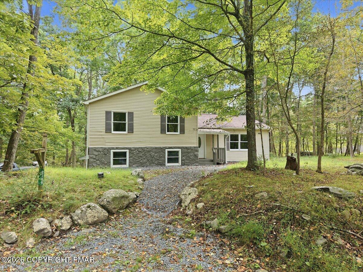 2148 Vista Circle Property Photo 2