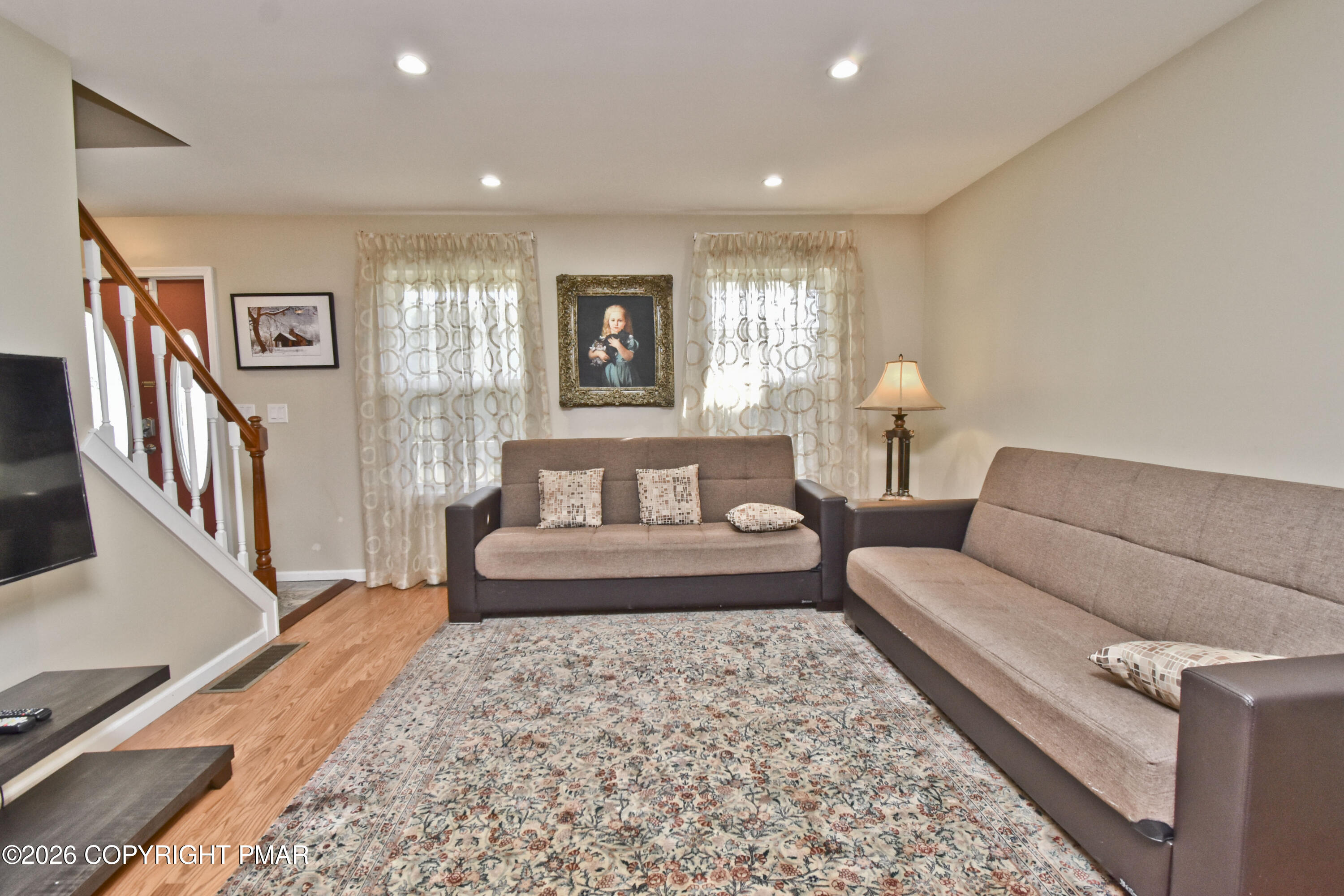 202 Stacia Way Property Photo 4