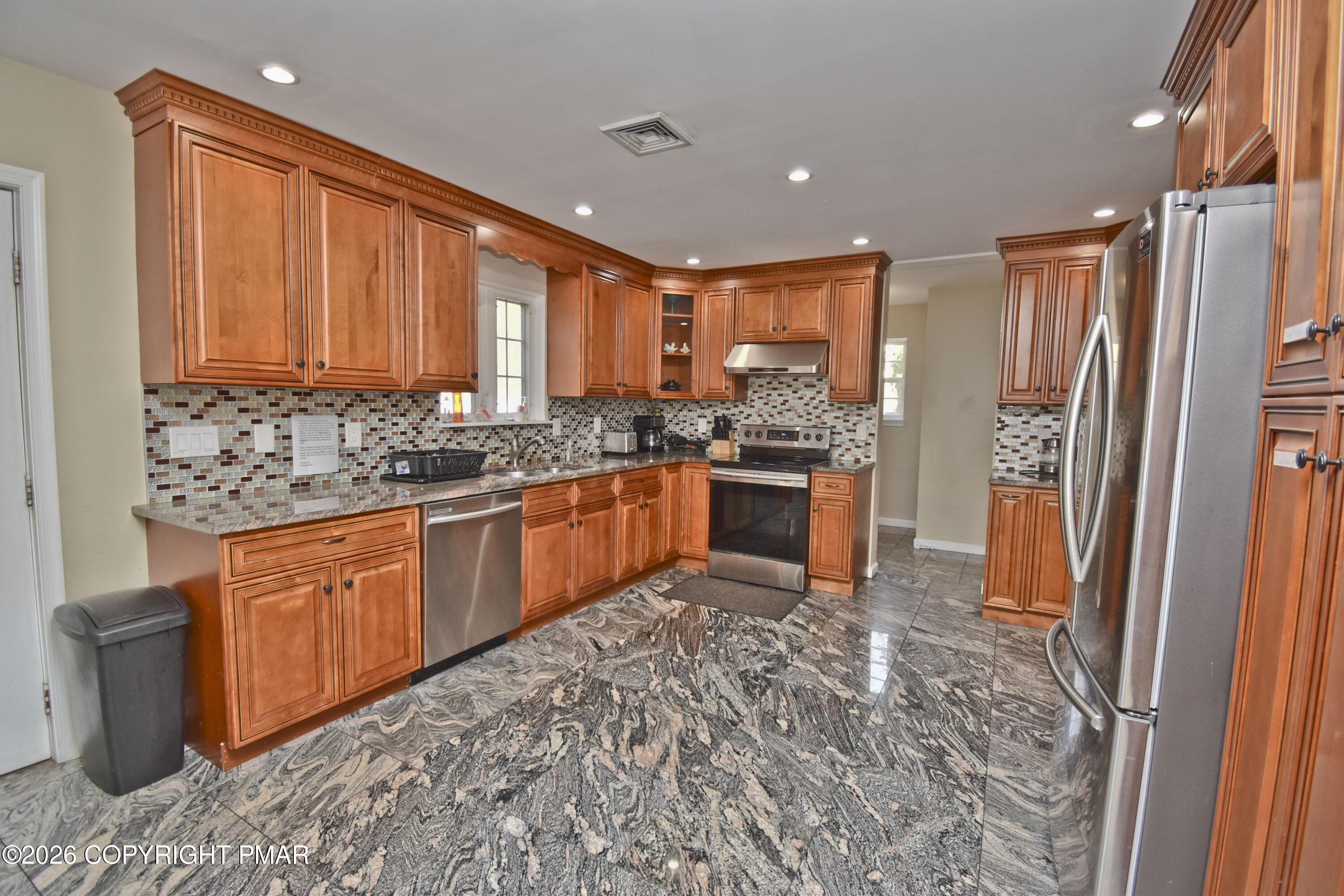 202 Stacia Way Property Photo 11