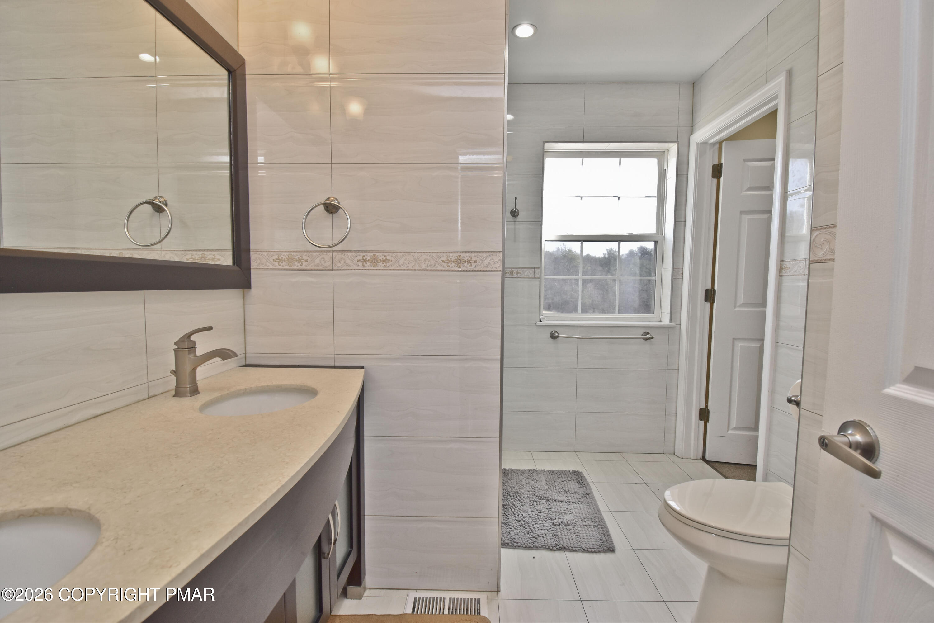 202 Stacia Way Property Photo 36