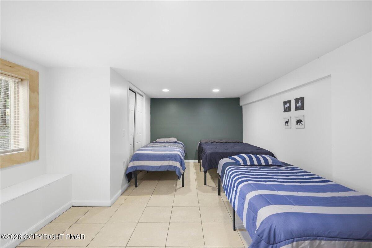 1042 Country Place Drive Property Photo 17