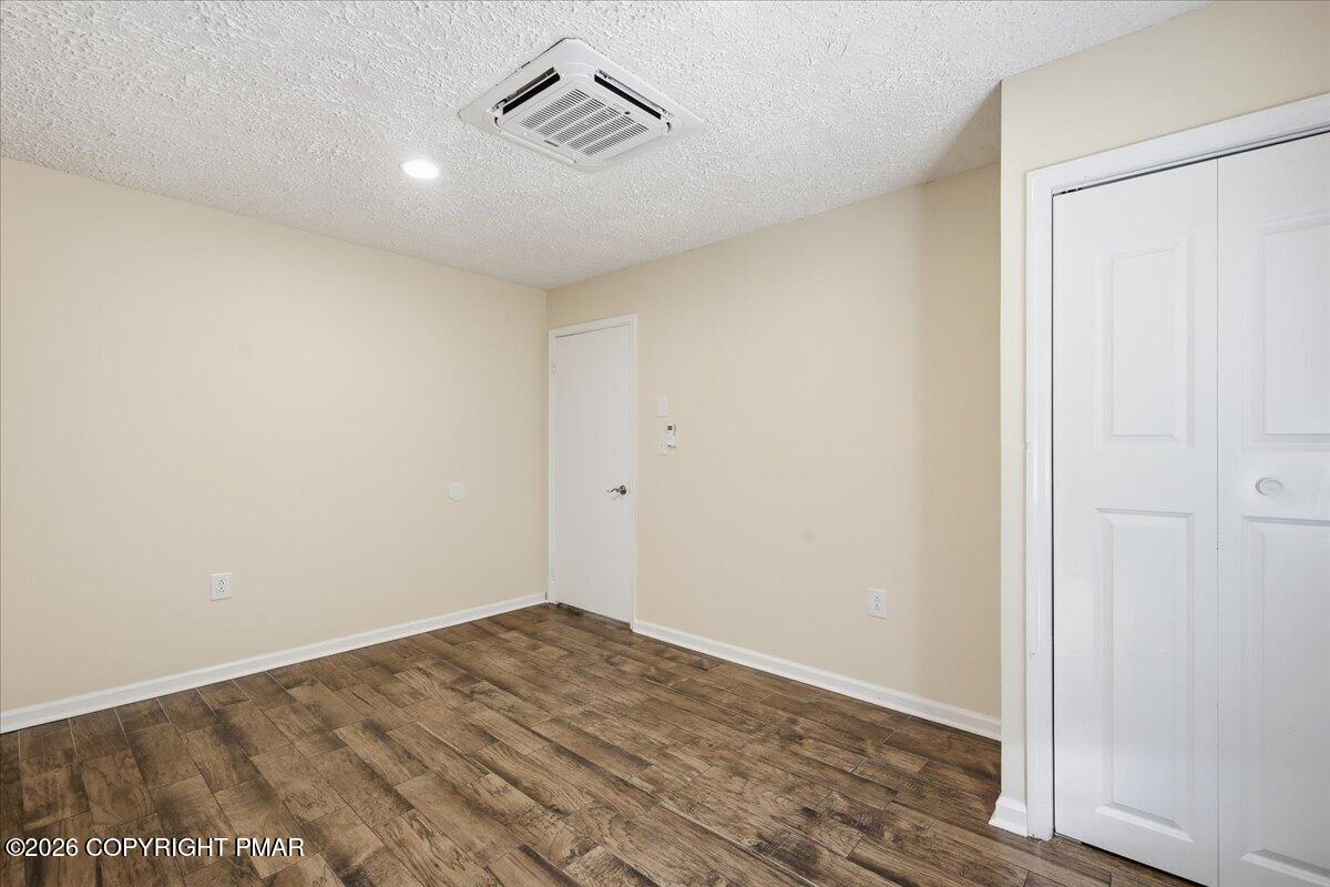 607 Glendale Road Property Photo 29