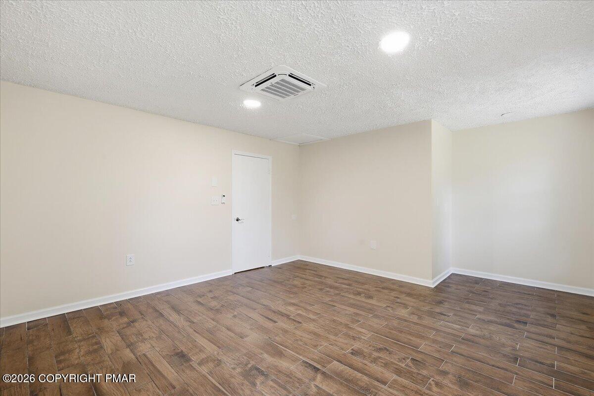 607 Glendale Road Property Photo 33