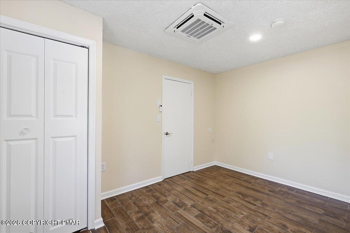 607 Glendale Road Property Photo 37