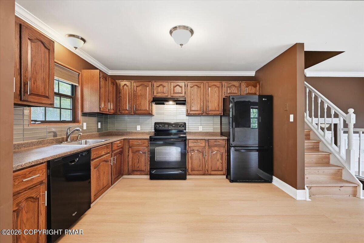 1350 Park Drive Property Photo 6