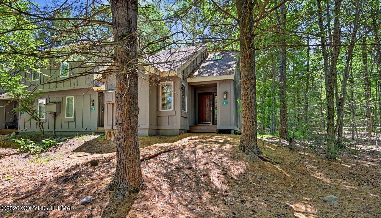 17 Slalom Property Photo 2