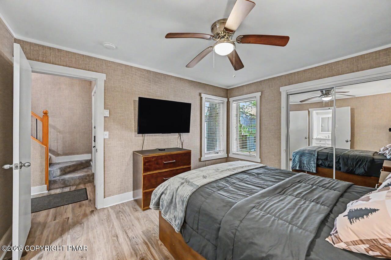 17 Slalom Property Photo 28