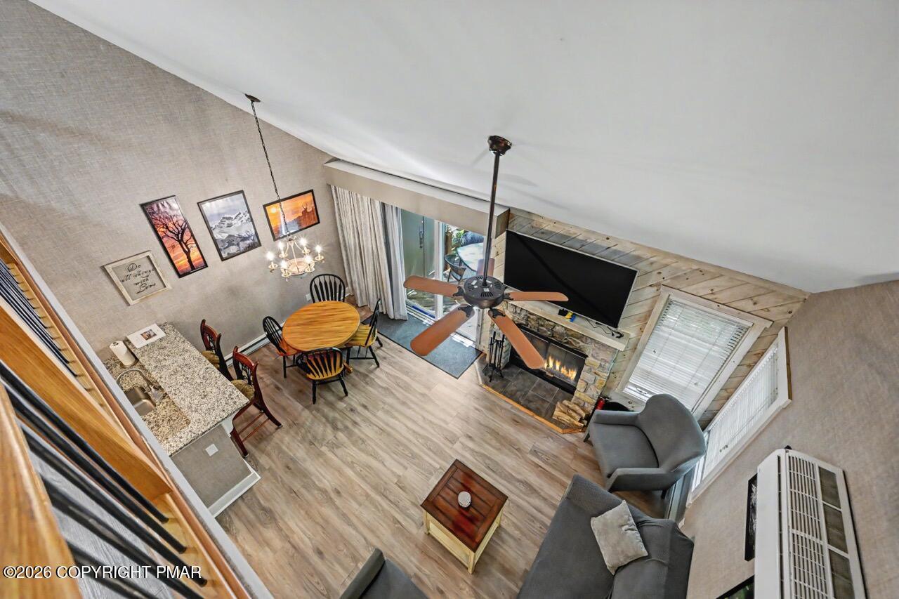 17 Slalom Property Photo 33