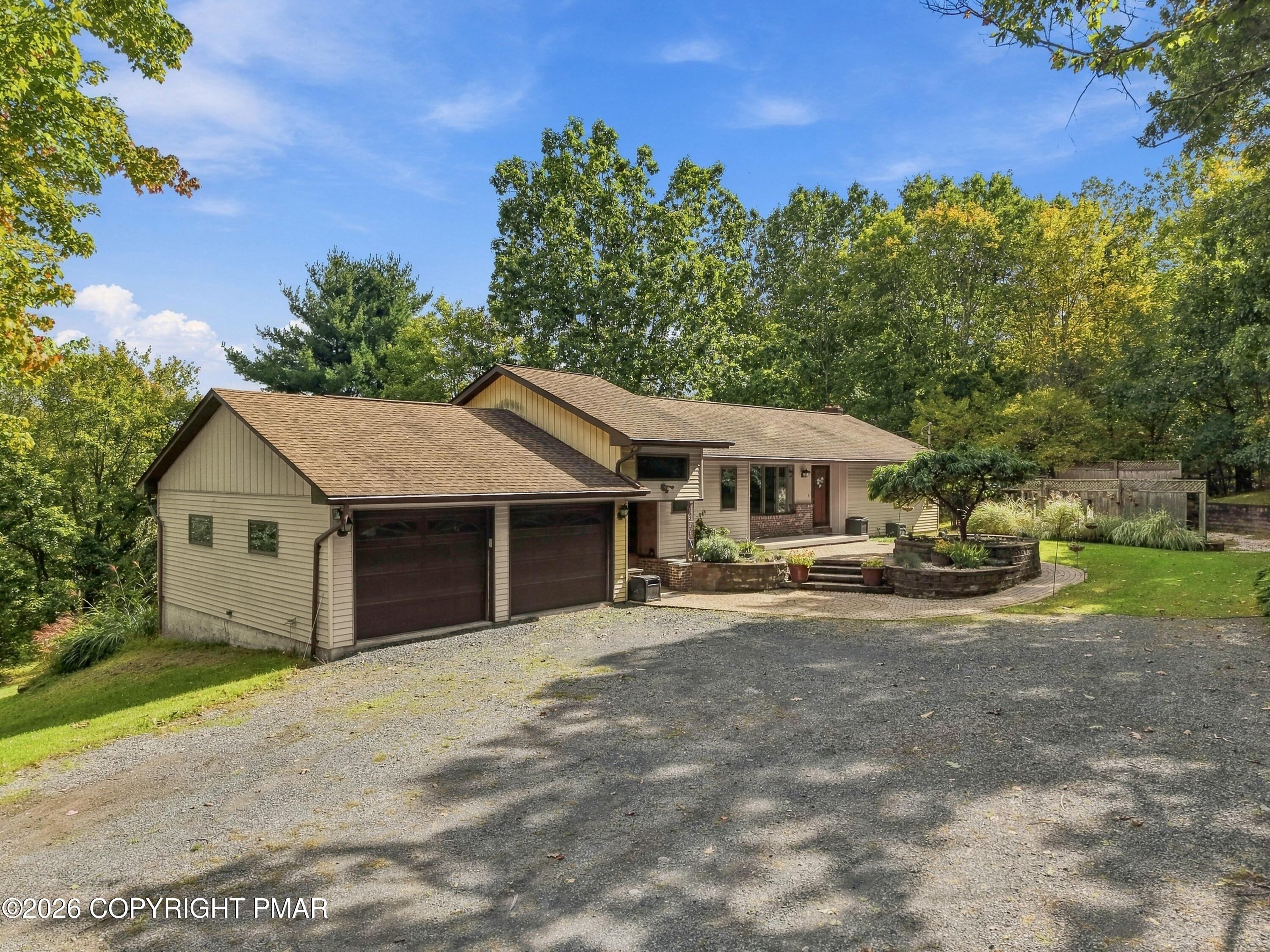 139 Hutson Hill Property Photo 1