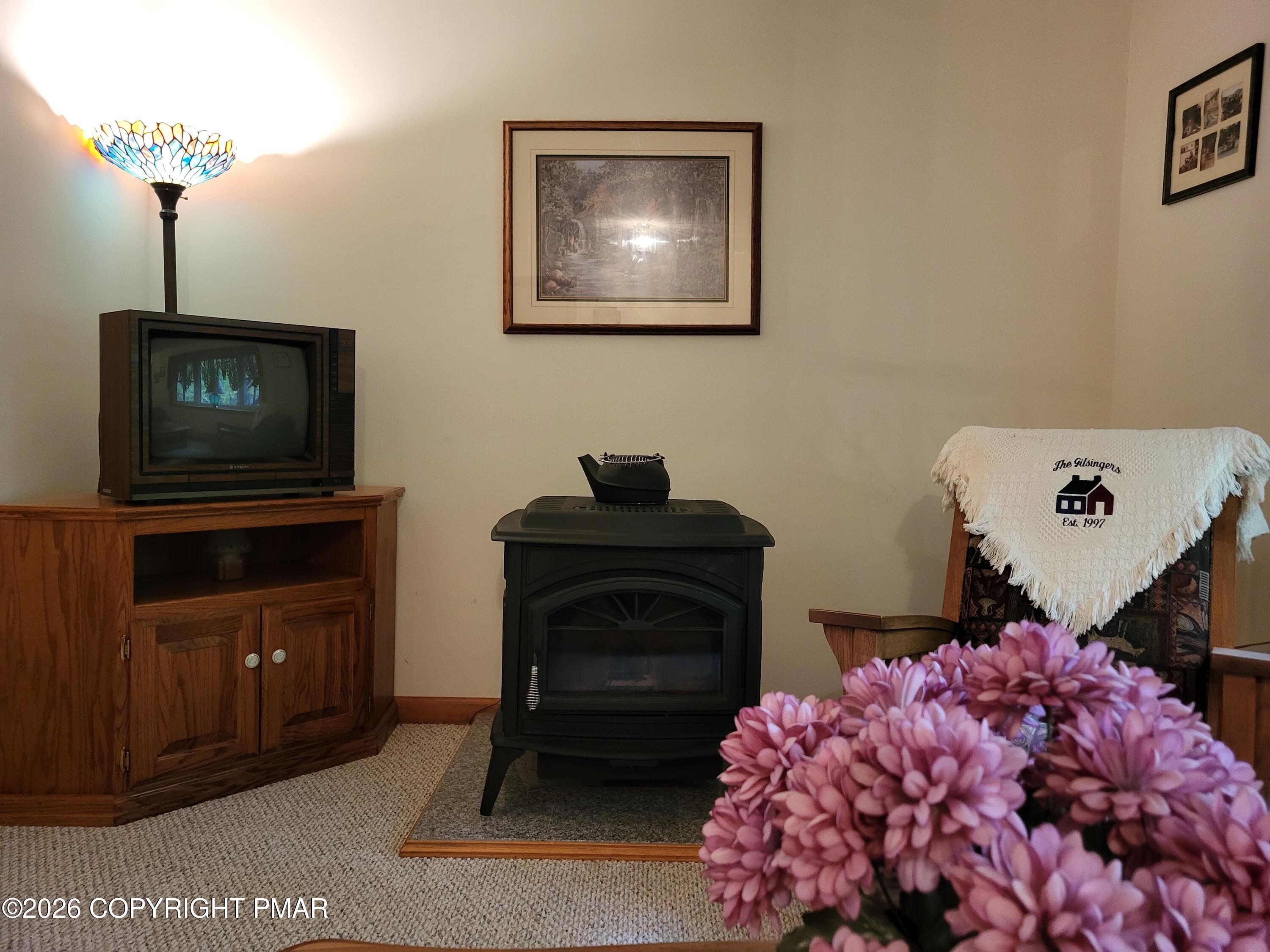 141 Manchester Drive Property Photo 7