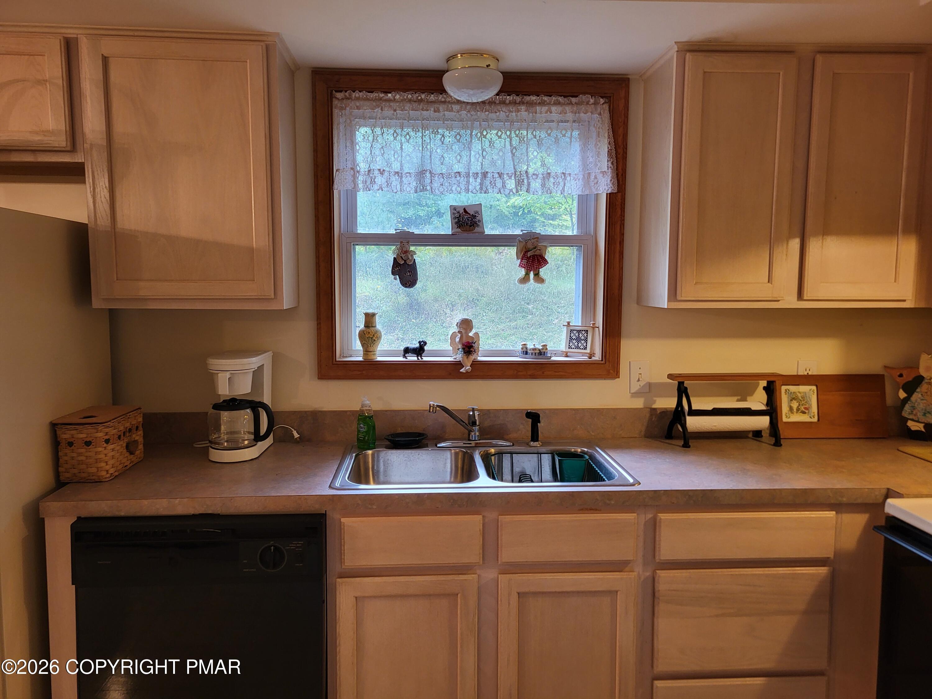 141 Manchester Drive Property Photo 19