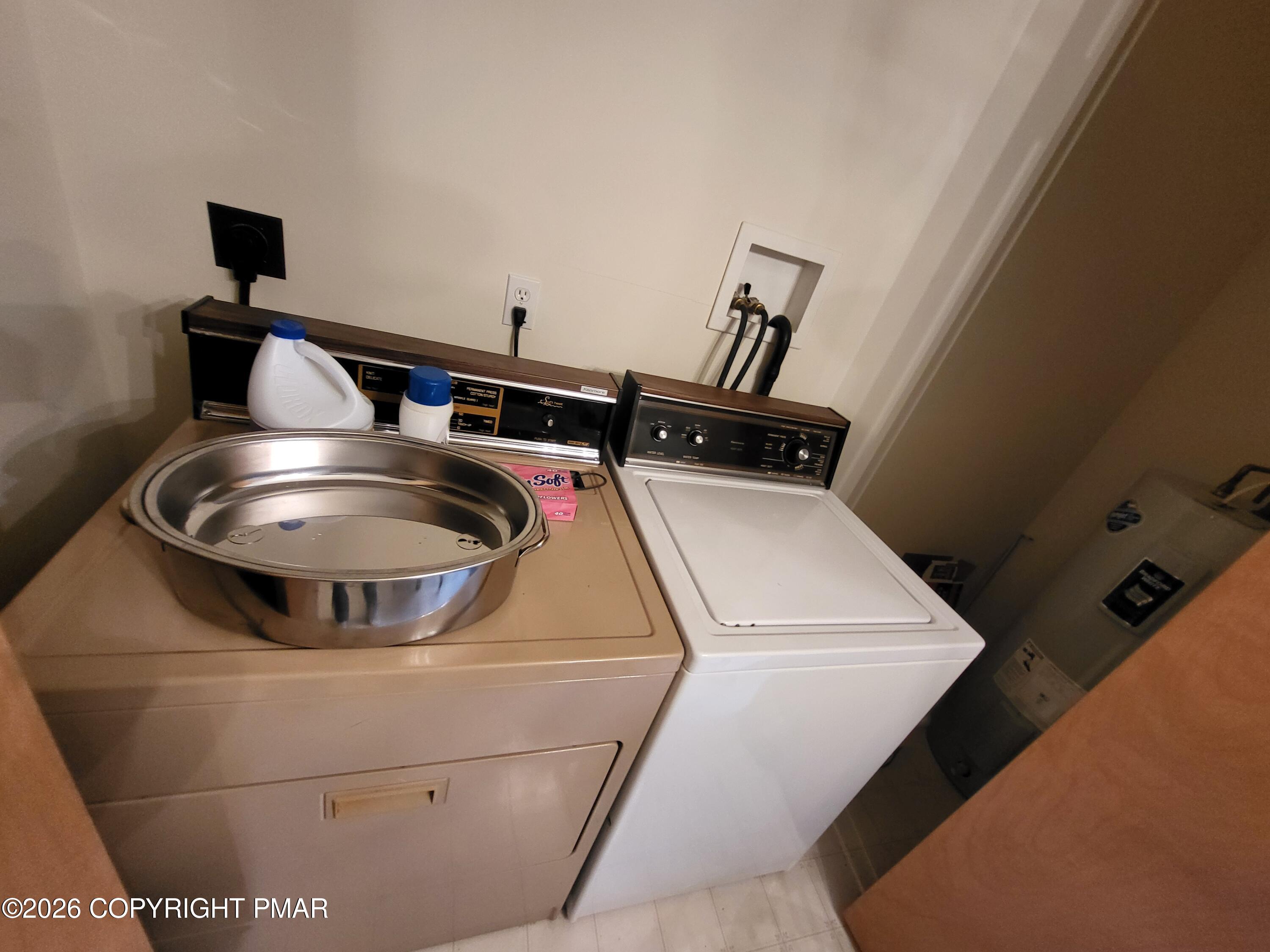 141 Manchester Drive Property Photo 36