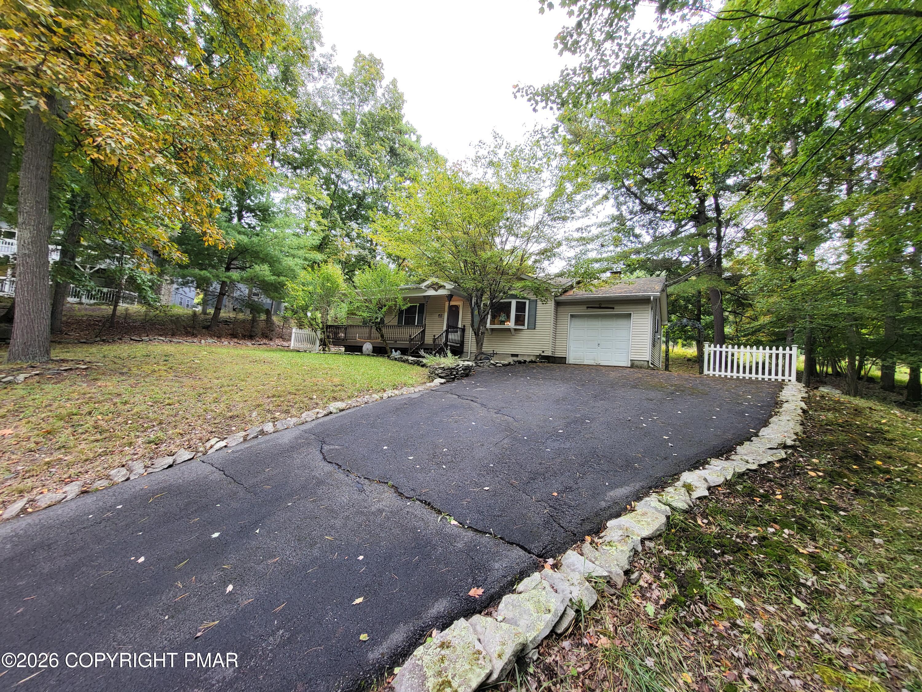 141 Manchester Drive Property Photo 45