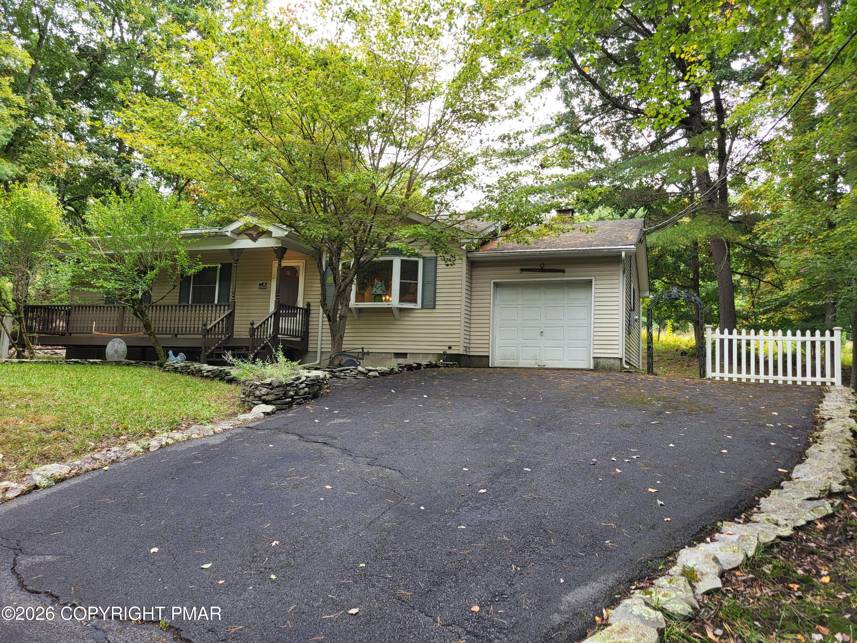 141 Manchester Drive Property Photo 46
