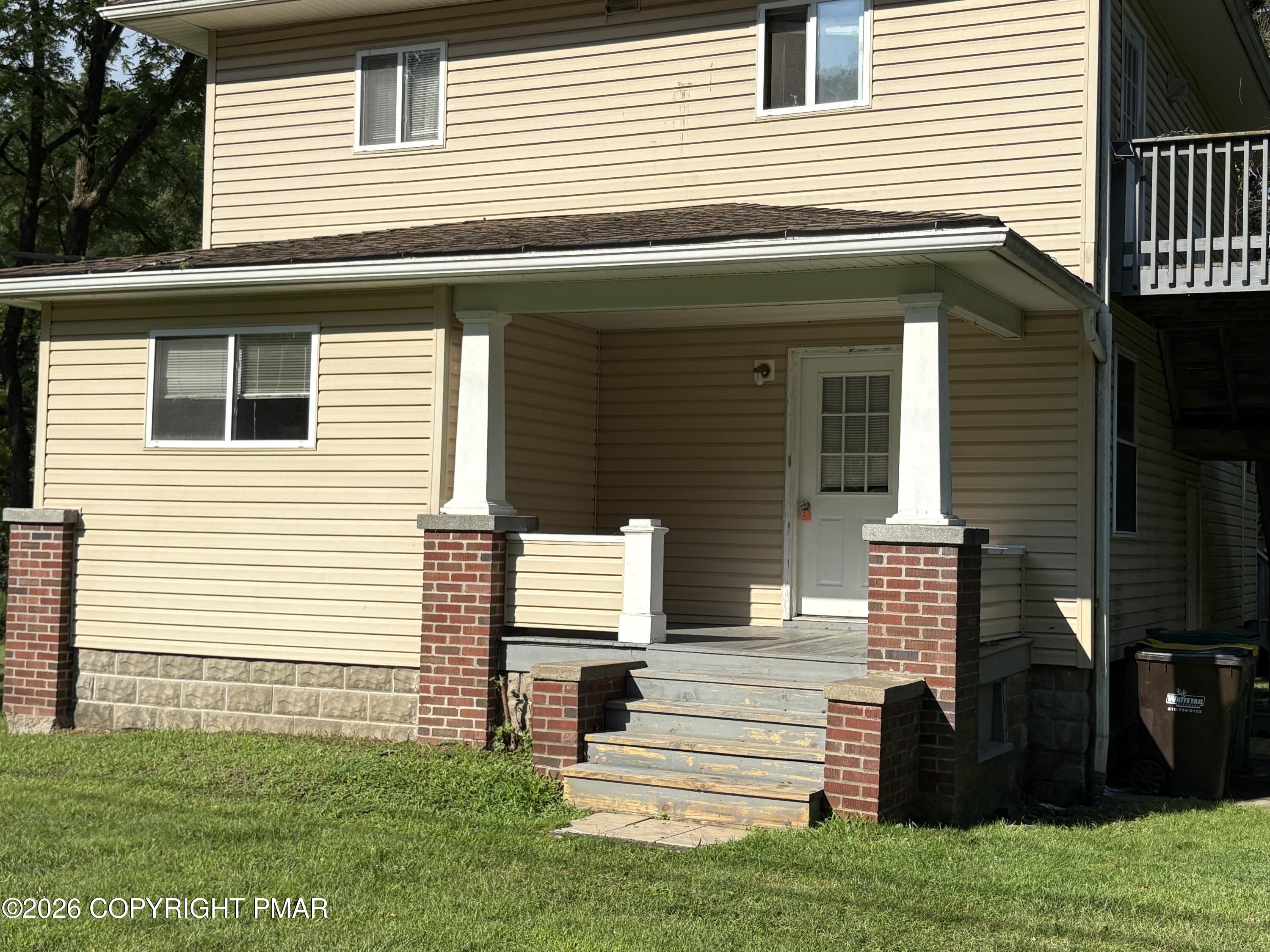 2843 Bartonsville Avenue 1st Floor Property Photo 1