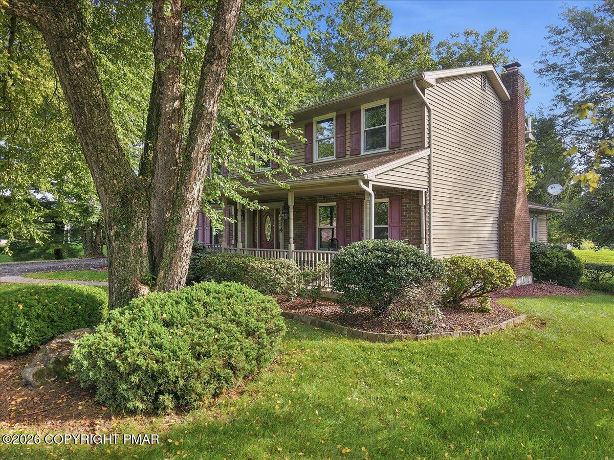 714 Lexington Road Property Photo 3