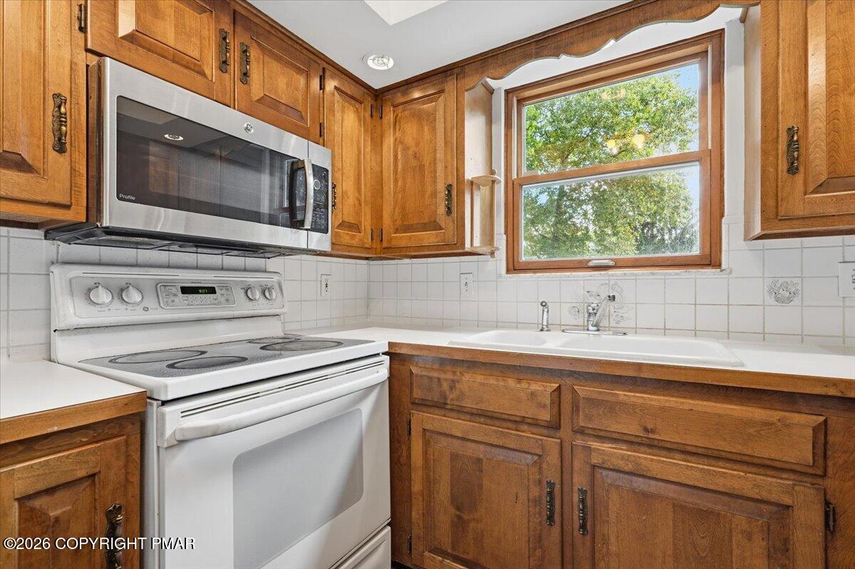 714 Lexington Road Property Photo 28