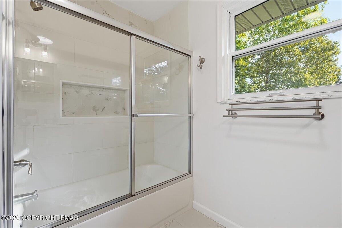 714 Lexington Road Property Photo 51