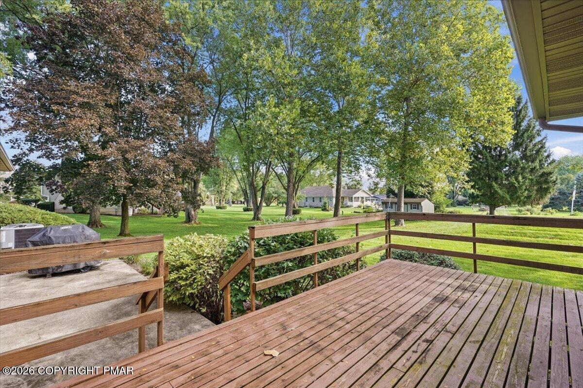 714 Lexington Road Property Photo 62