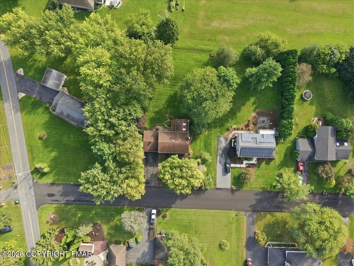 714 Lexington Road Property Photo 69
