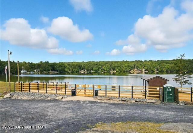 1-2-3 E Lake Shore Drive Property Photo 8