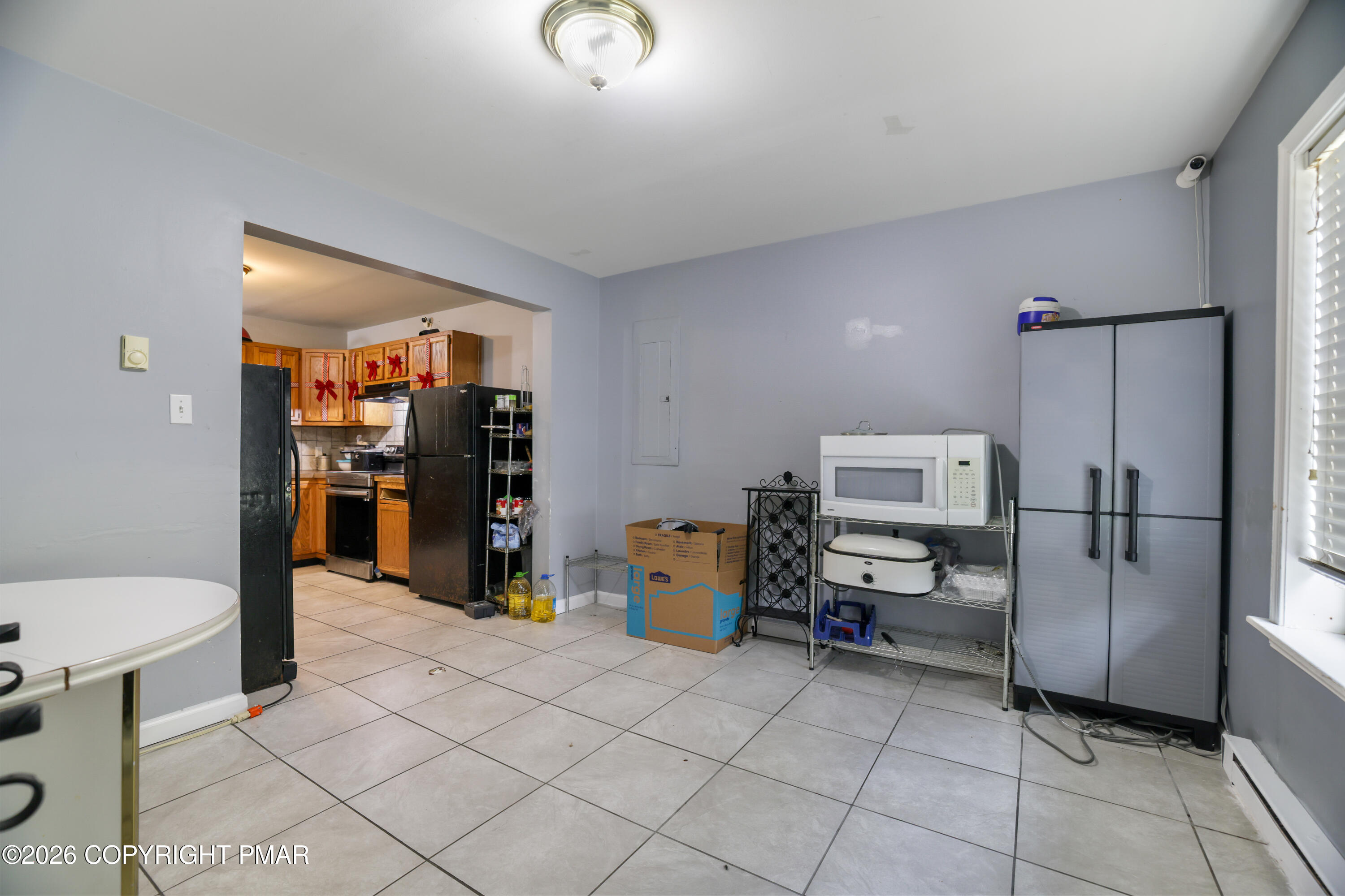5456 Jennifer Lane Property Photo 4