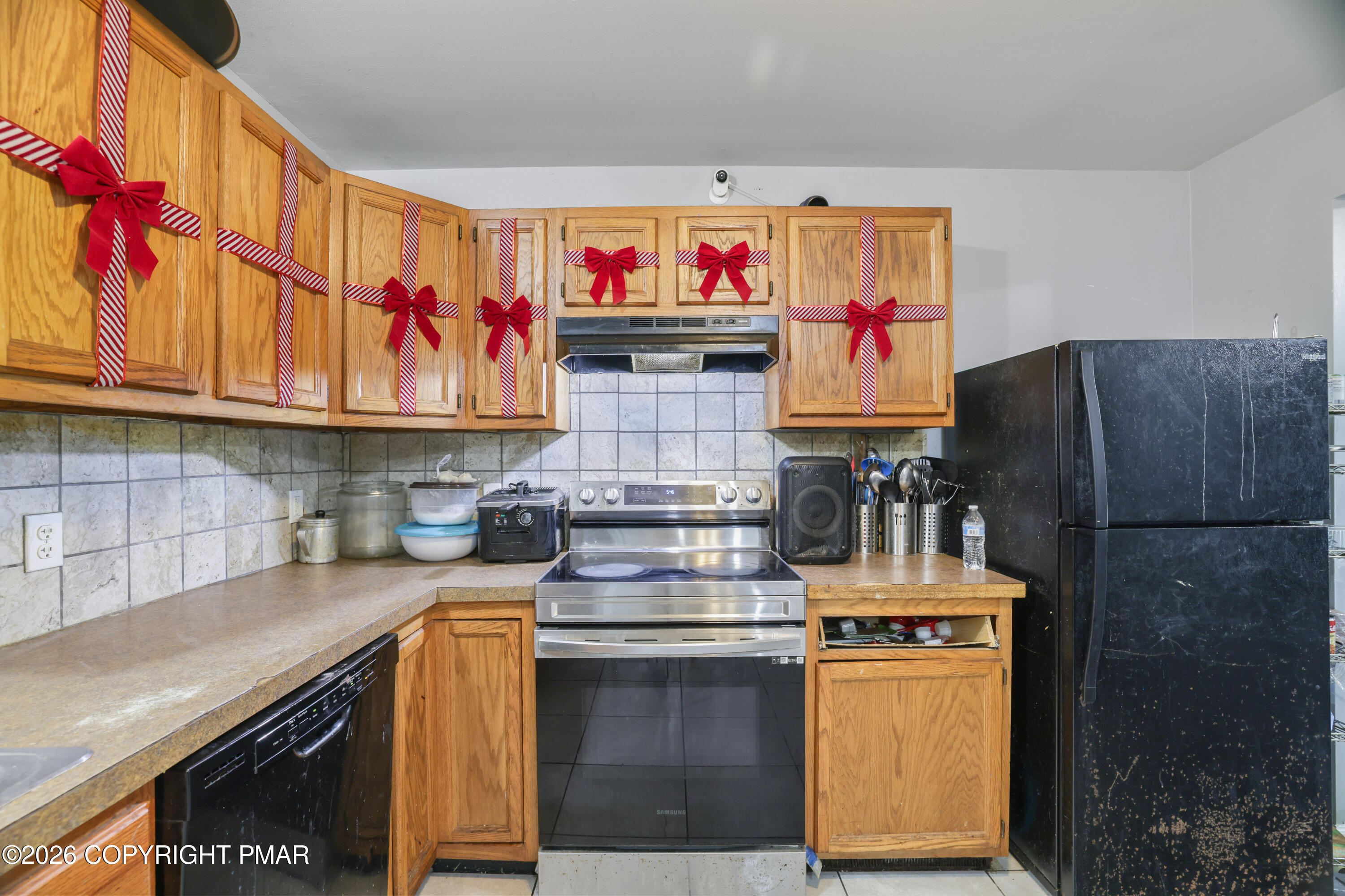 5456 Jennifer Lane Property Photo 7