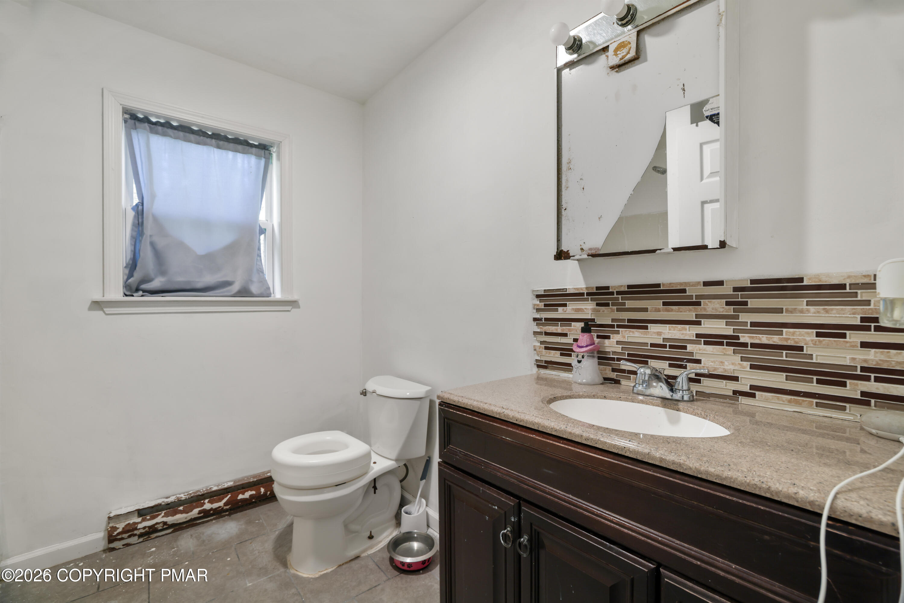 5456 Jennifer Lane Property Photo 22