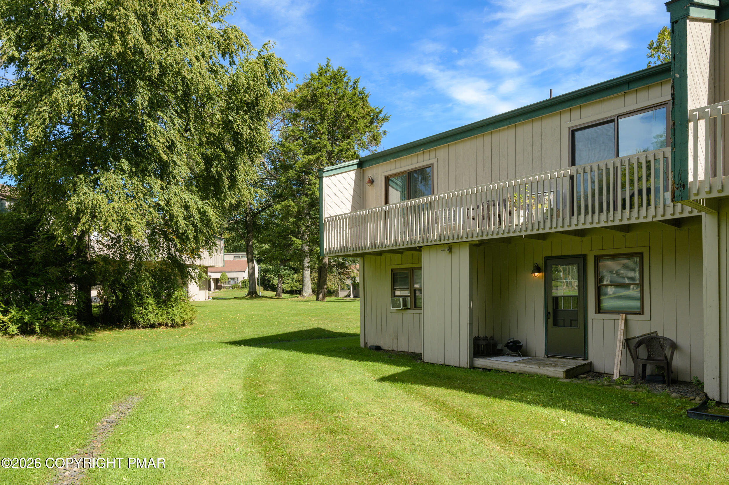 142 Ridge Drive Property Photo 7